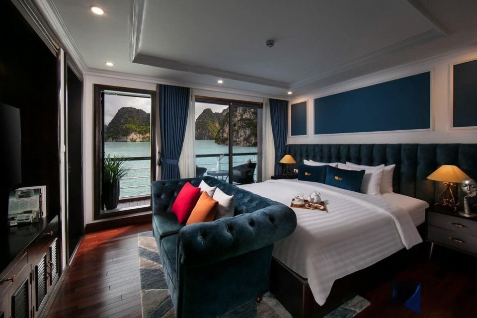Hanoi: 3-Day Ninh Binh, Ha Long, & Lan Ha Bay 5-Star Cruise - Day 2: The transfer to the bay and a full Lan Ha Bay day