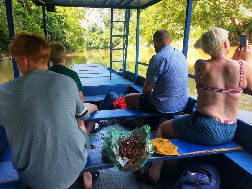 Hanoi: 3-Day Tour to Ban Gioc Waterfall and Ba Be Lake - Day 1: Chi Lang Pass, Quy Mon Quan Gate, and Ethnic-Village Walks