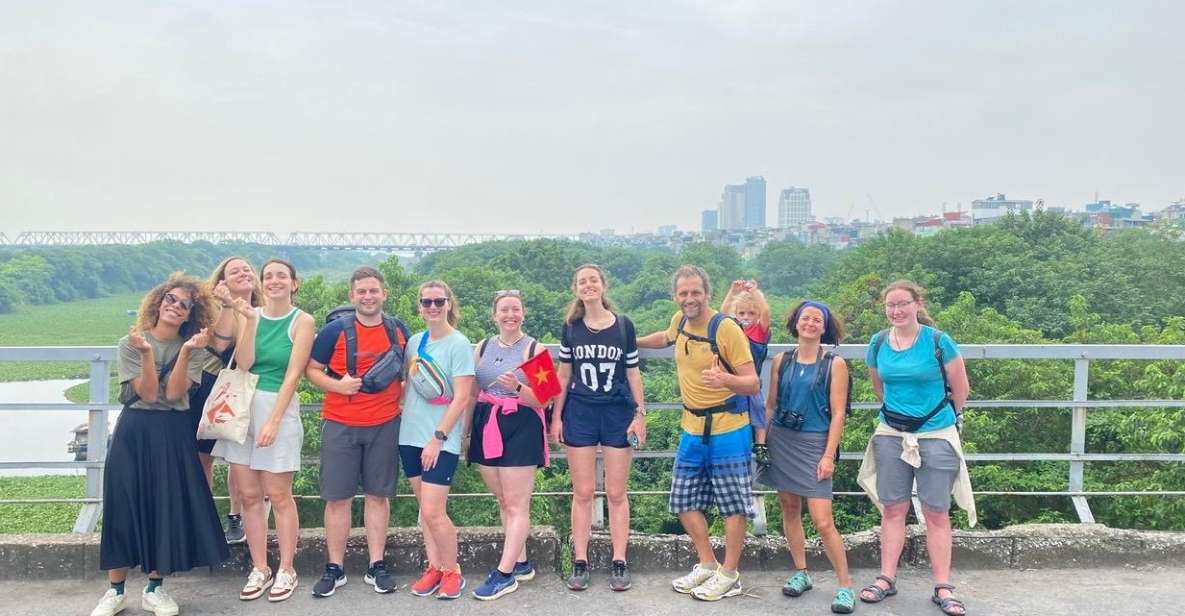 Hanoi: All-in-One Walking Tour Through a Train Street - Photo Stops That Teach Street-Level Hanoi: Thanh Hà and More