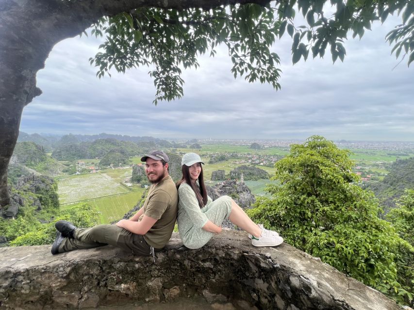 Ninh Binh Tour: Full-Day Hoa Lu and Tam Coc Boat Tour - Tam Coc bamboo boat: 3 caves, rice fields, and calm you can feel